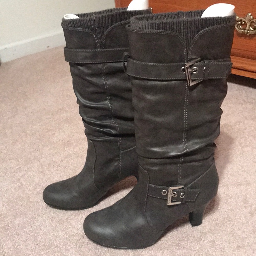 G by Guess steel gray boots (NWOT)